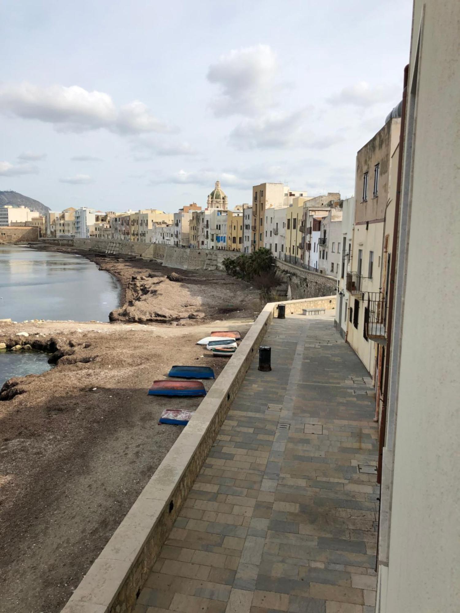 Apartamento A Casa Di Clara Trapani Exterior foto